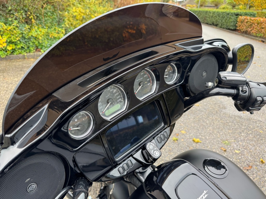 Hoofdafbeelding Harley-Davidson Street Glide