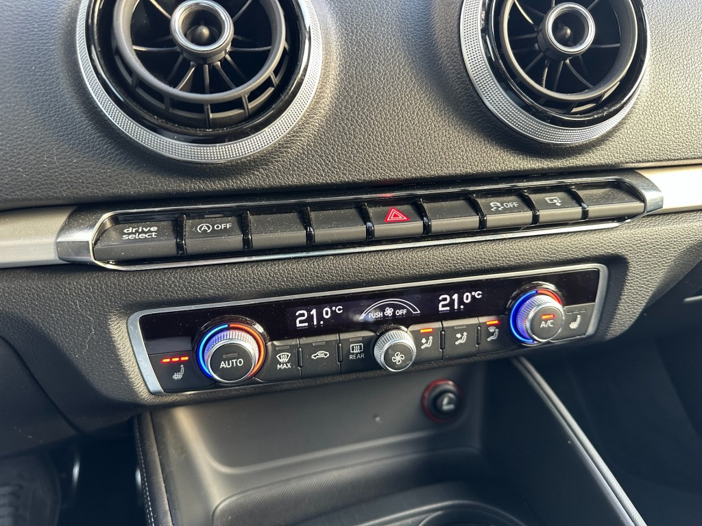 Hoofdafbeelding Audi S3