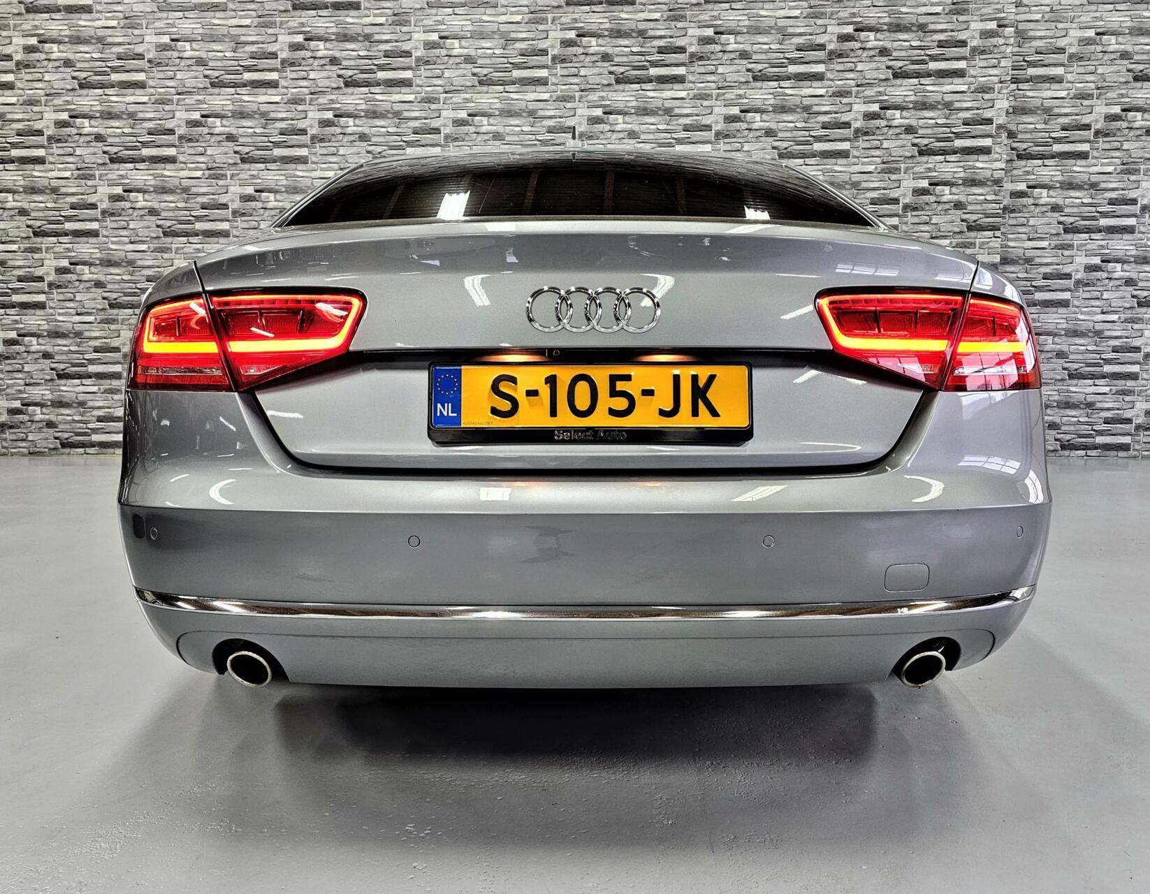 Hoofdafbeelding Audi A8