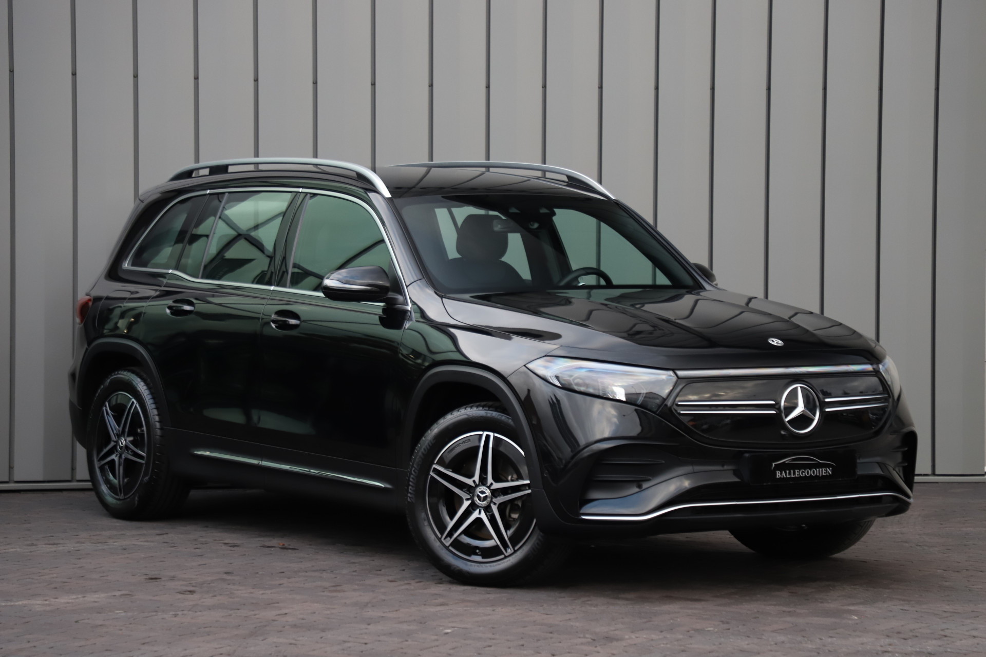 Hoofdafbeelding Mercedes-Benz EQB