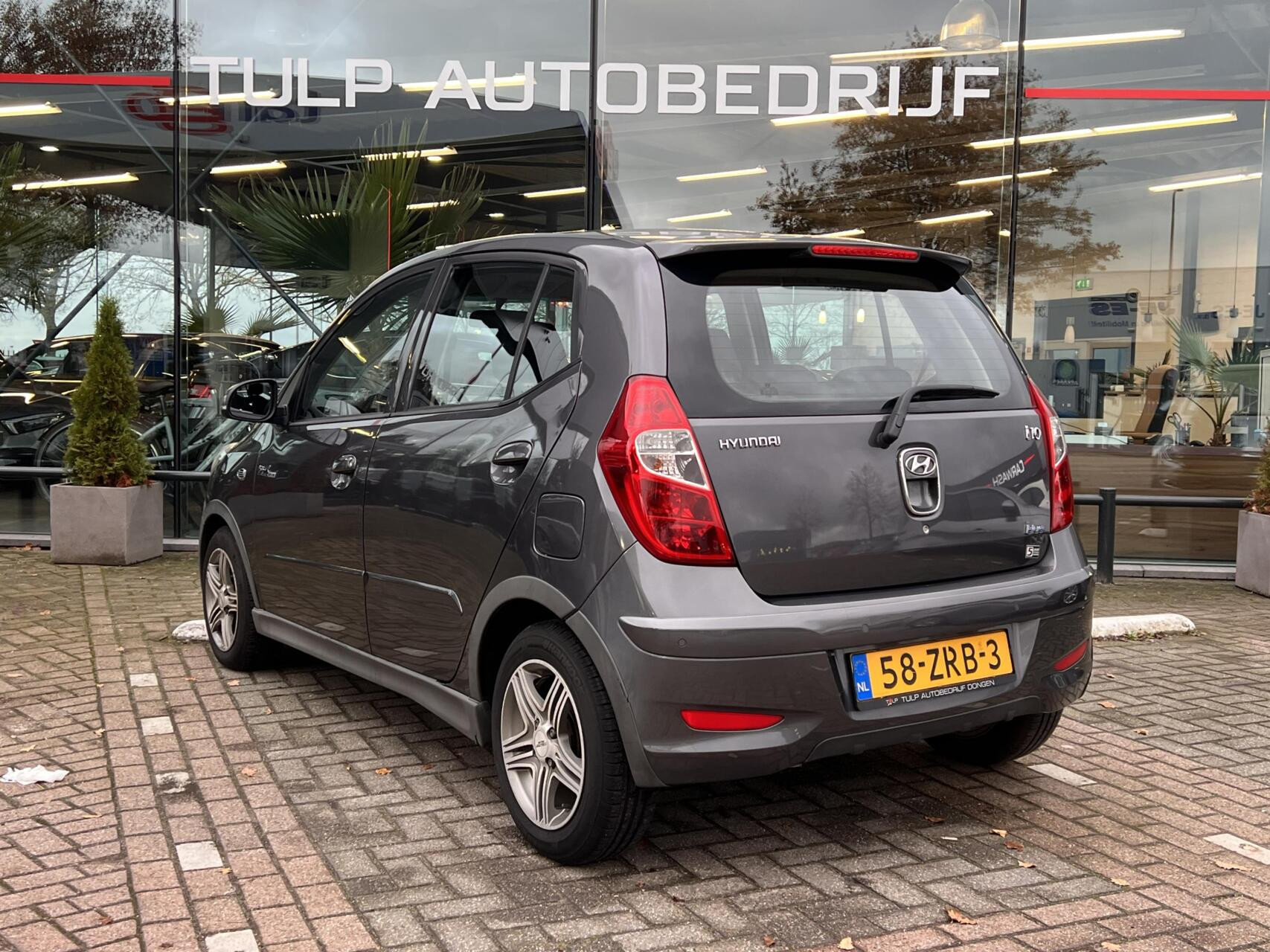 Hoofdafbeelding Hyundai i10