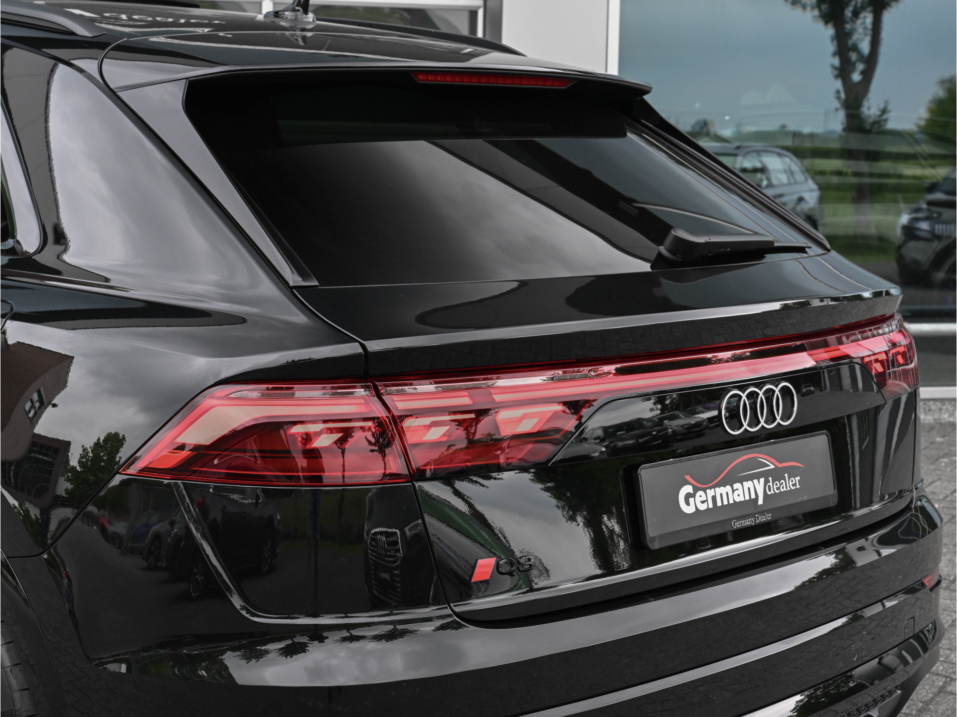 Hoofdafbeelding Audi Q8