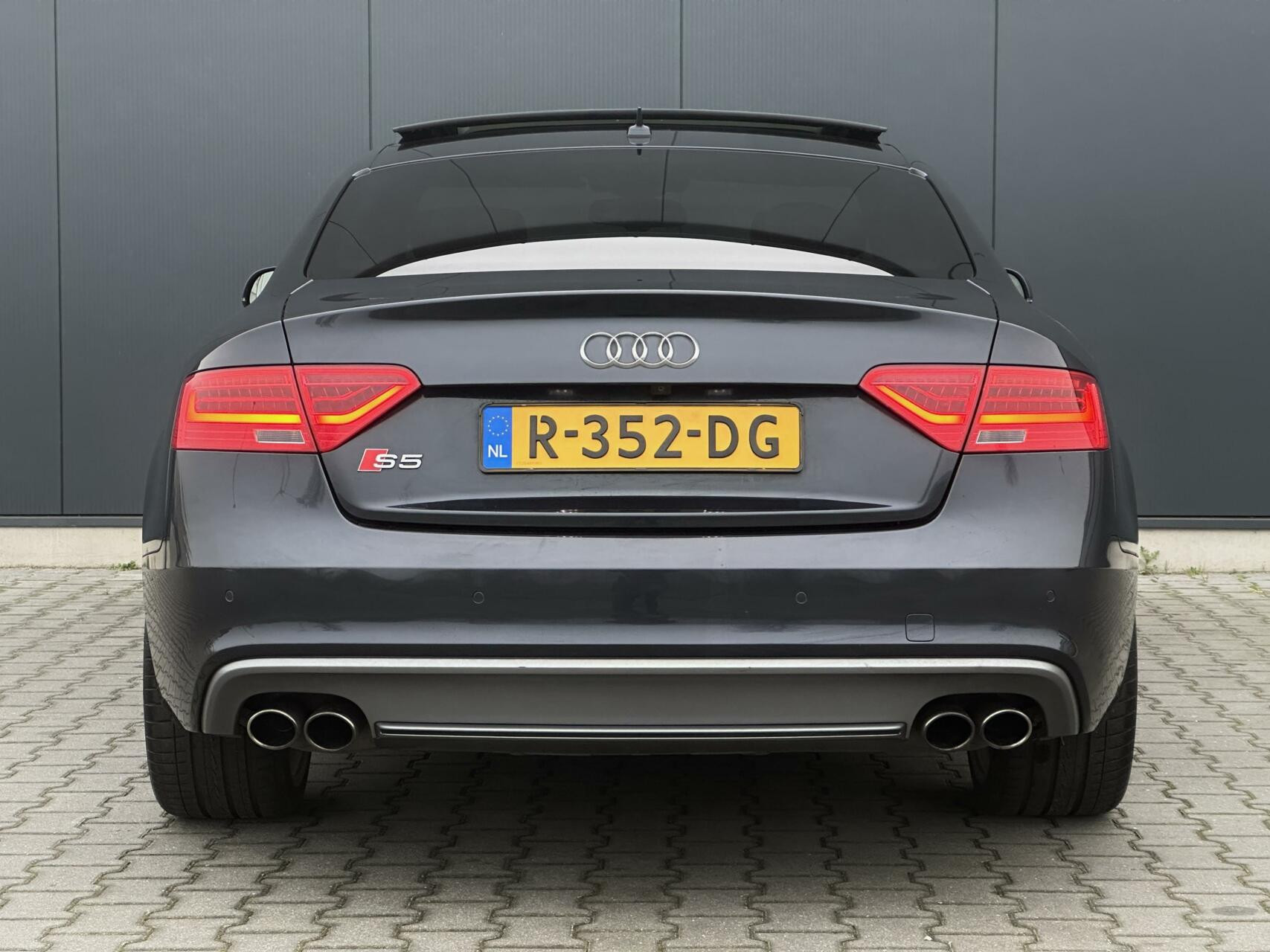Hoofdafbeelding Audi S5