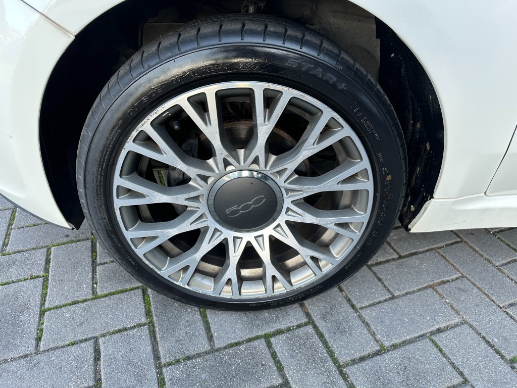 Hoofdafbeelding Fiat 500C