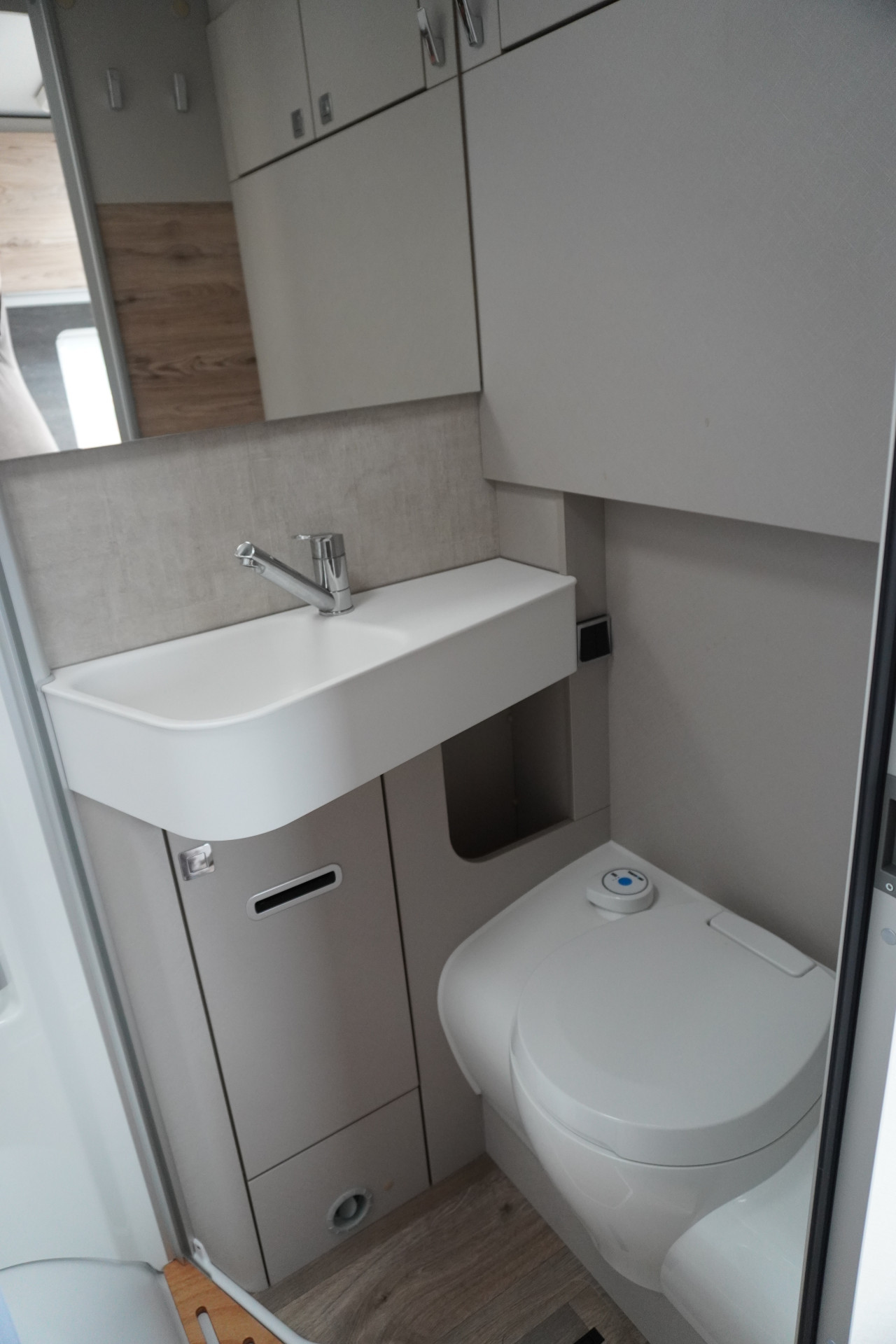 Hoofdafbeelding Hymer Exsis-i