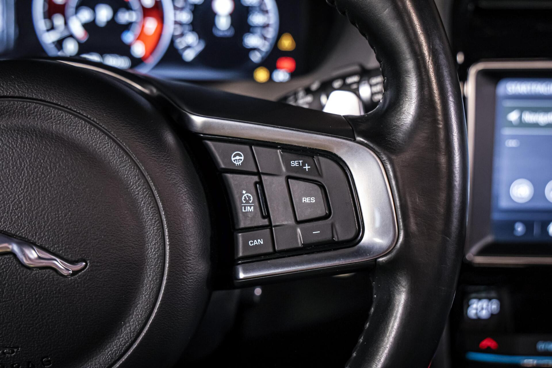 Hoofdafbeelding Jaguar F-PACE