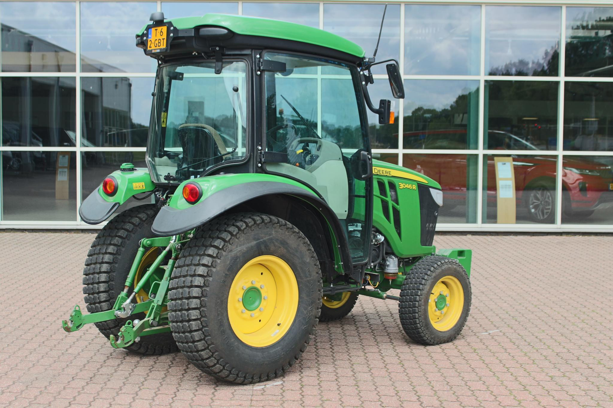 Hoofdafbeelding John Deere 3046r