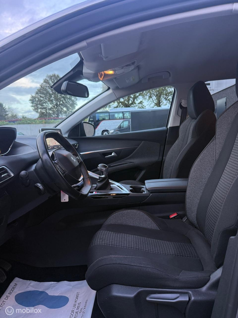 Hoofdafbeelding Peugeot 5008