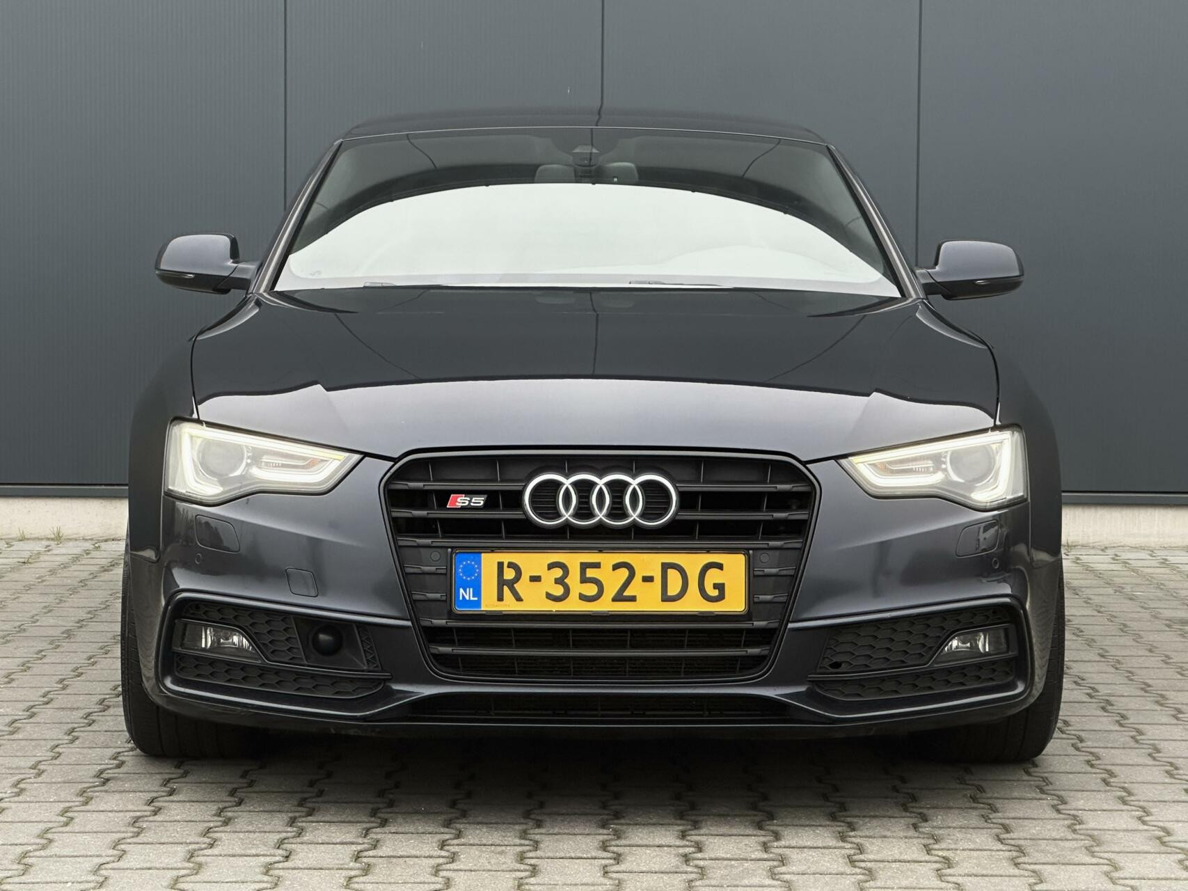 Hoofdafbeelding Audi S5