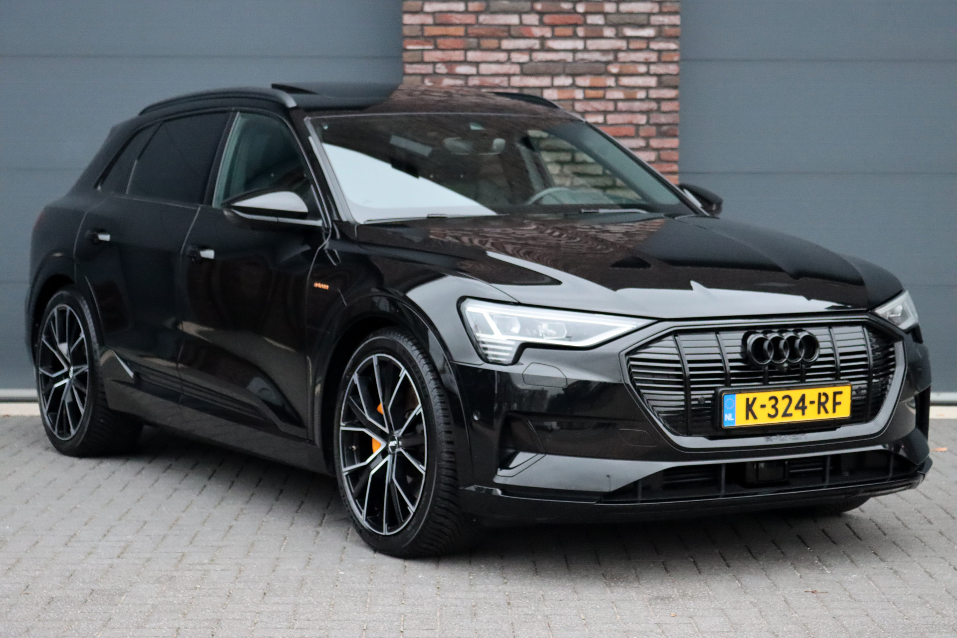 Hoofdafbeelding Audi e-tron