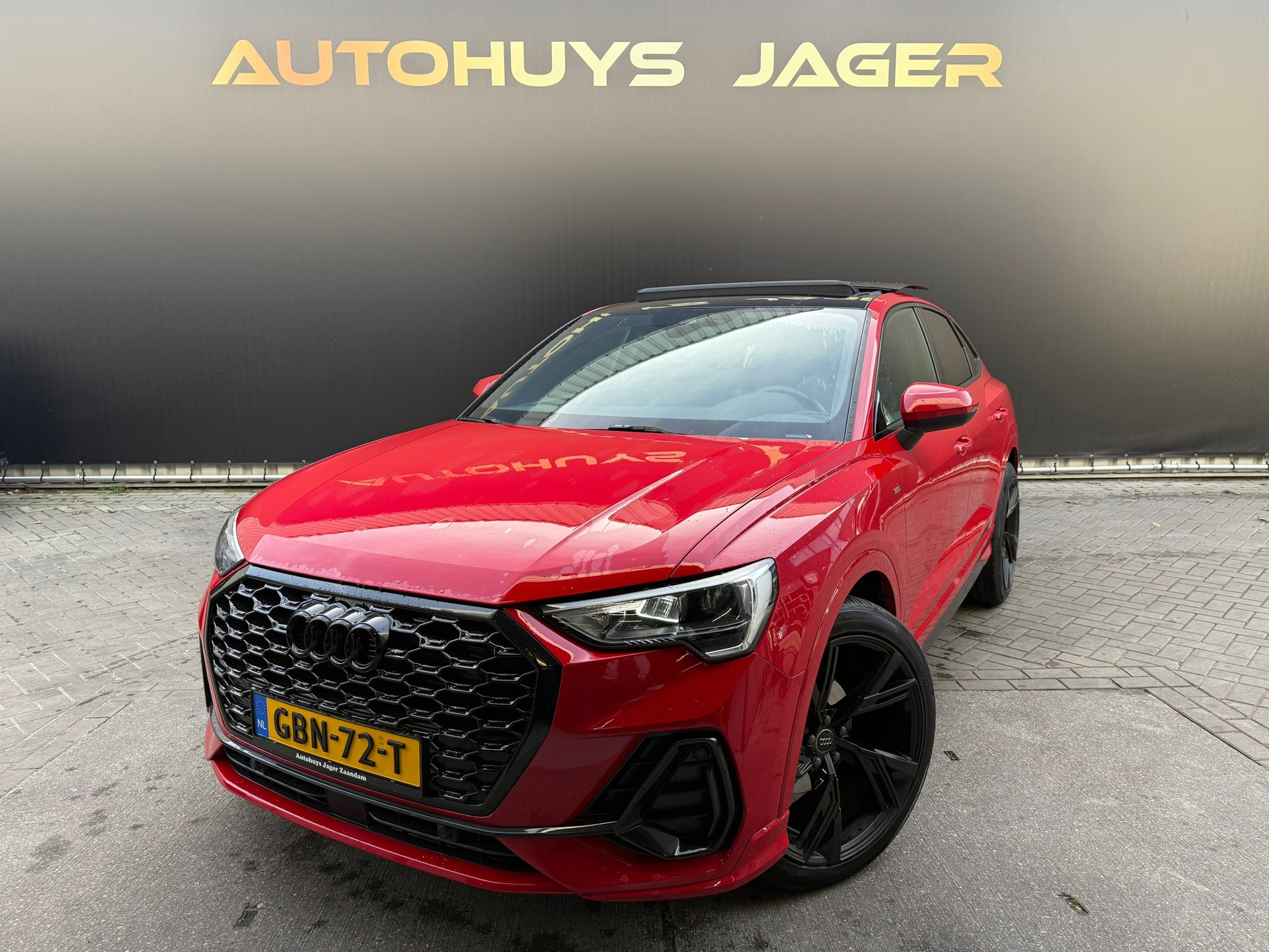 Hoofdafbeelding Audi Q3