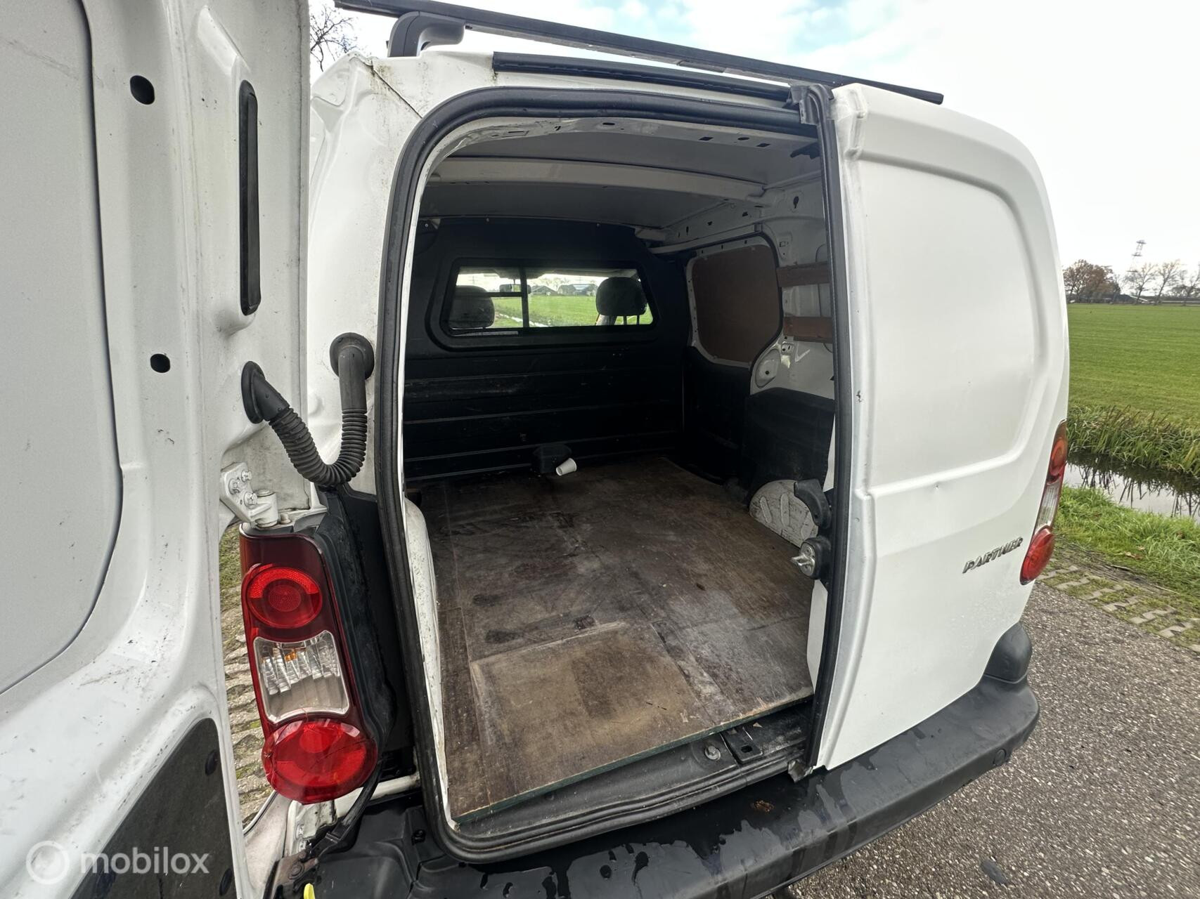 Hoofdafbeelding Peugeot Partner