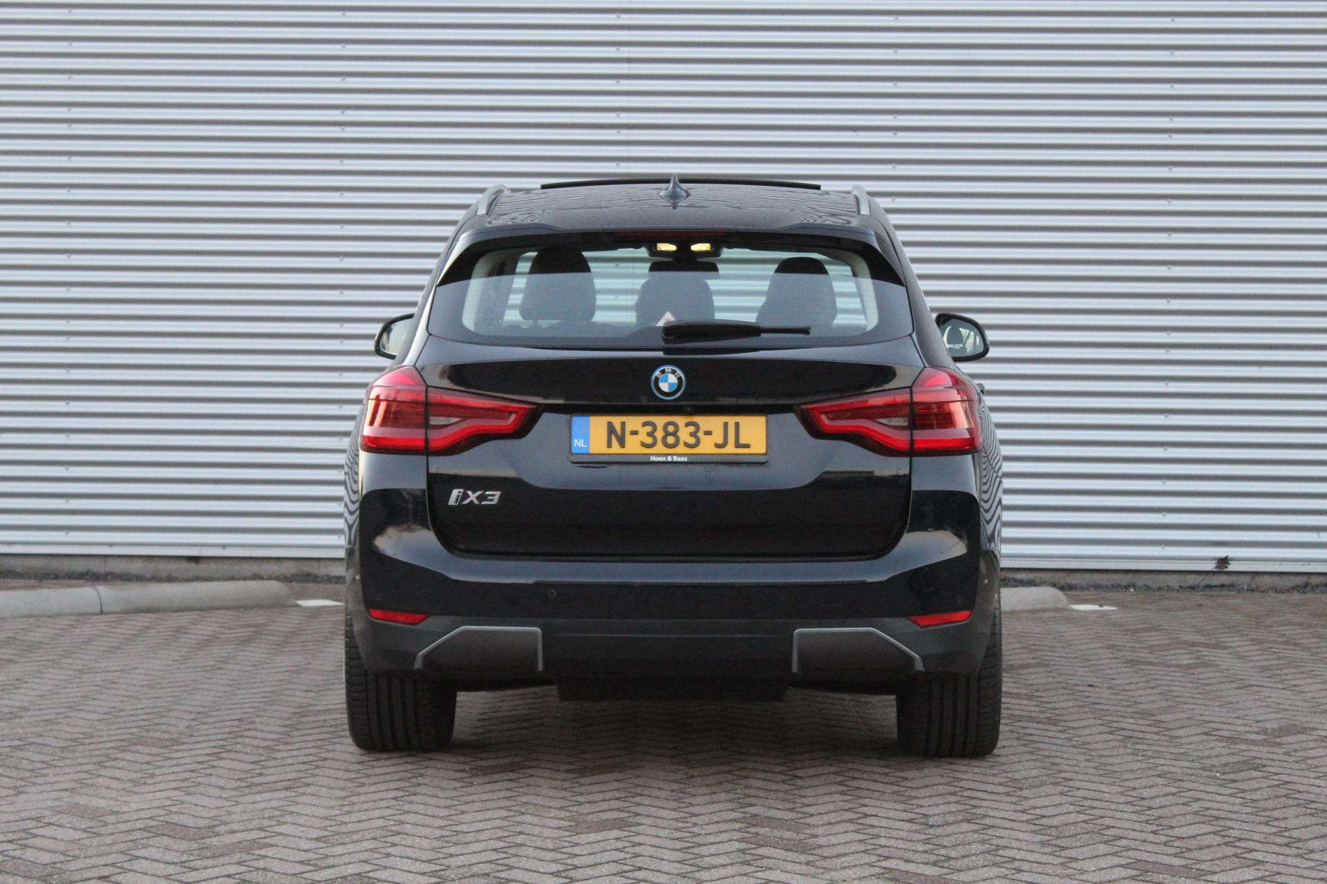 Hoofdafbeelding BMW iX3