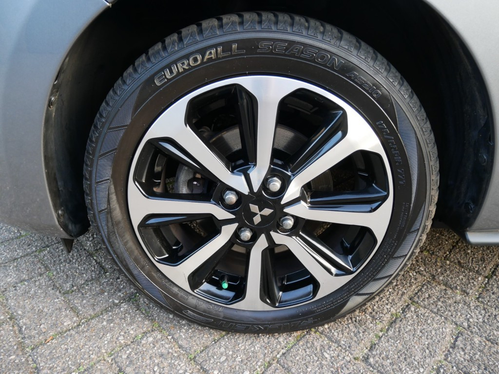 Hoofdafbeelding Mitsubishi Space Star