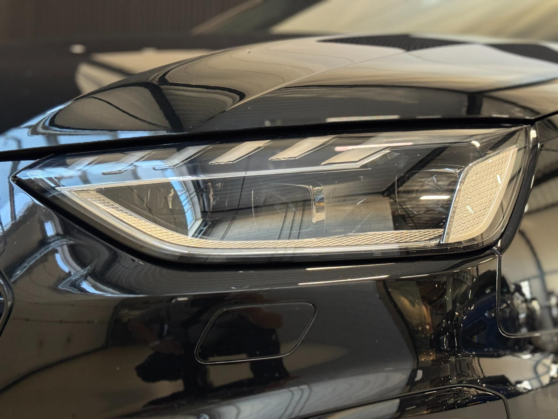 Hoofdafbeelding Audi S4