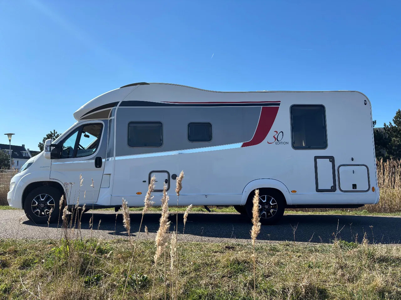 Hoofdafbeelding Bürstner BT7342 30 EDITION IXEO TIME IT734 Camper