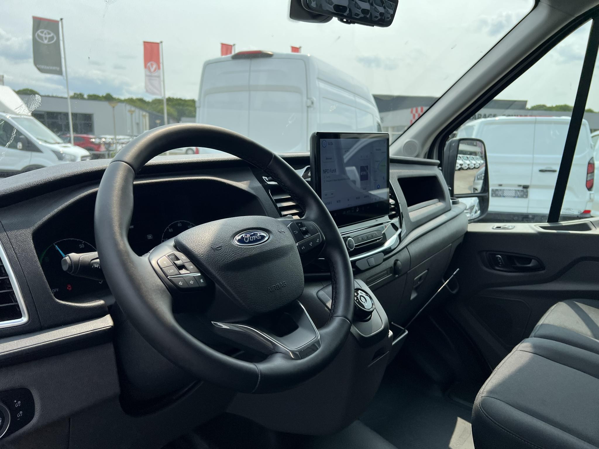 Hoofdafbeelding Ford E-Transit