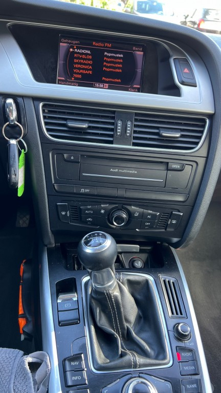 Hoofdafbeelding Audi A4