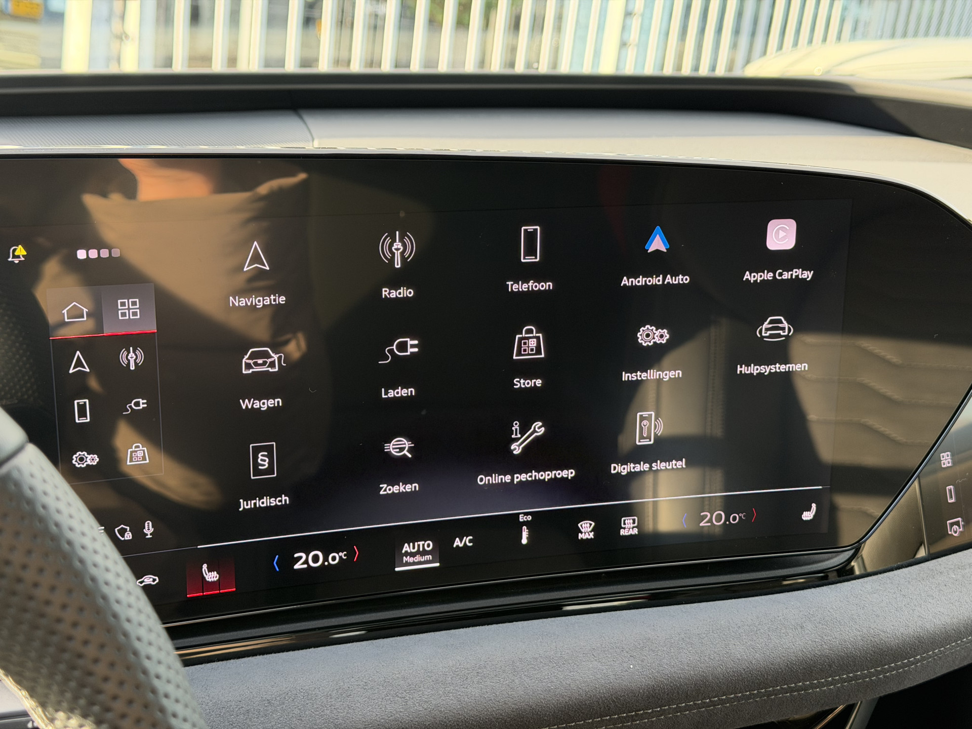 Hoofdafbeelding Audi A6 Avant e-tron