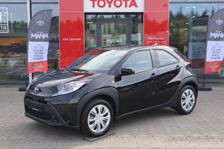 Toyota Aygo X PLAY 5-DEURS NIEUW UIT VOORRAAD LEVERBAAR! APPLE/ANDROID AIRCO AD-CRUISE NL-AUTO BLUETOOTH