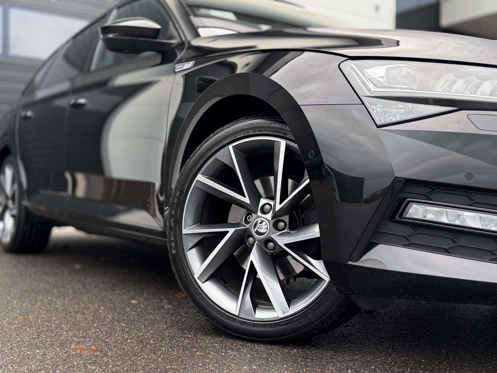 Hoofdafbeelding Škoda Superb