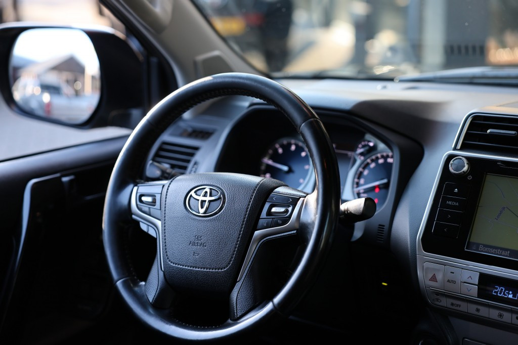 Hoofdafbeelding Toyota Land Cruiser