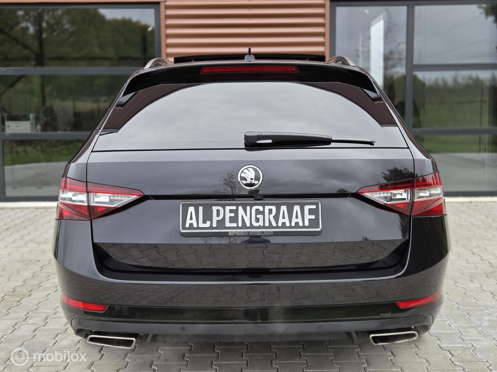 Hoofdafbeelding Škoda Superb