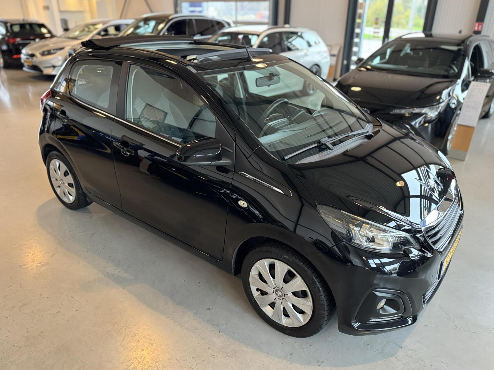 Hoofdafbeelding Peugeot 108
