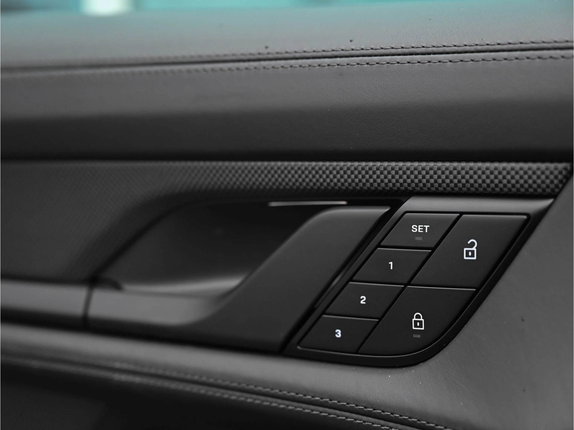 Hoofdafbeelding Porsche Taycan