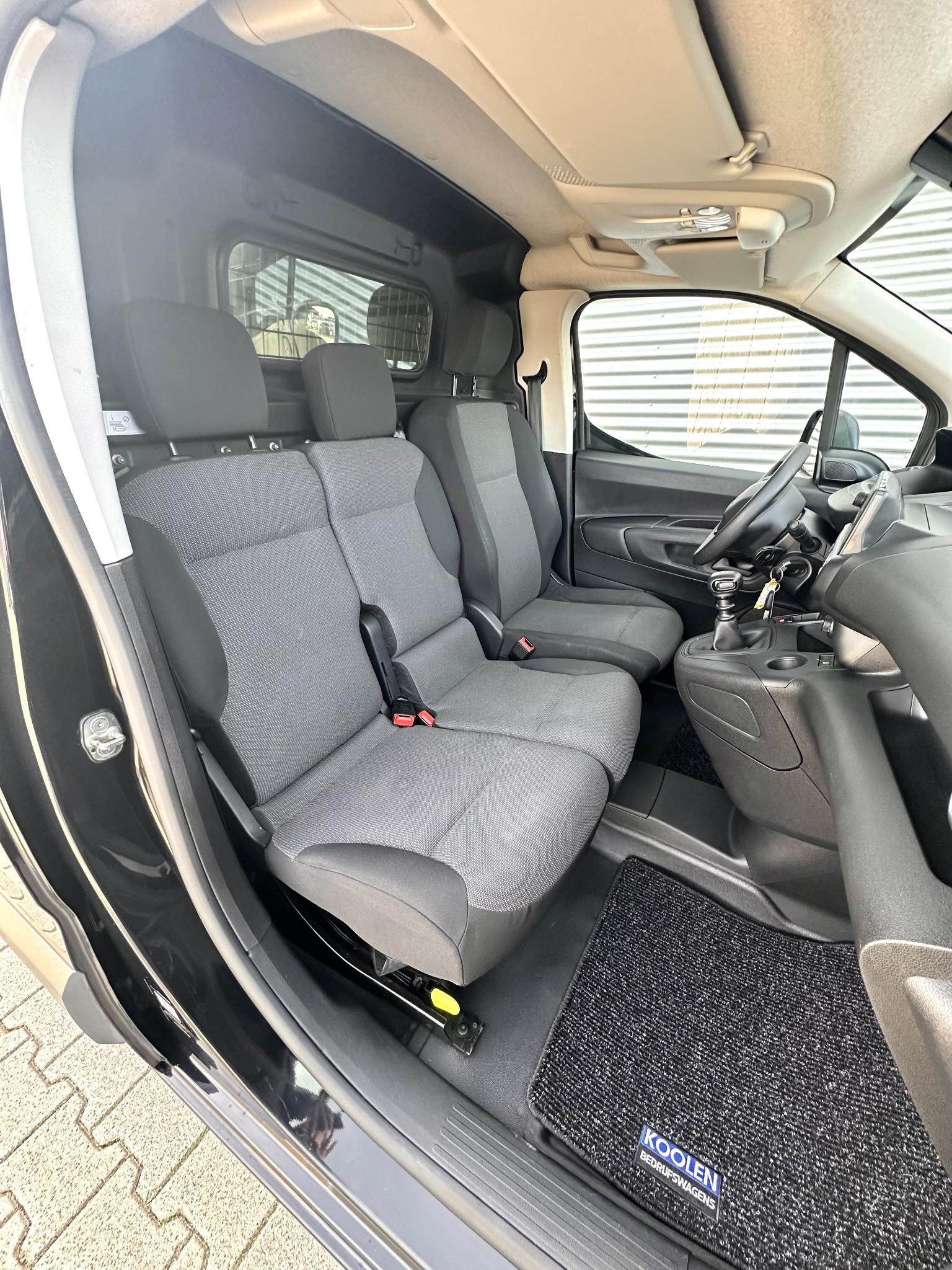 Hoofdafbeelding Peugeot Partner