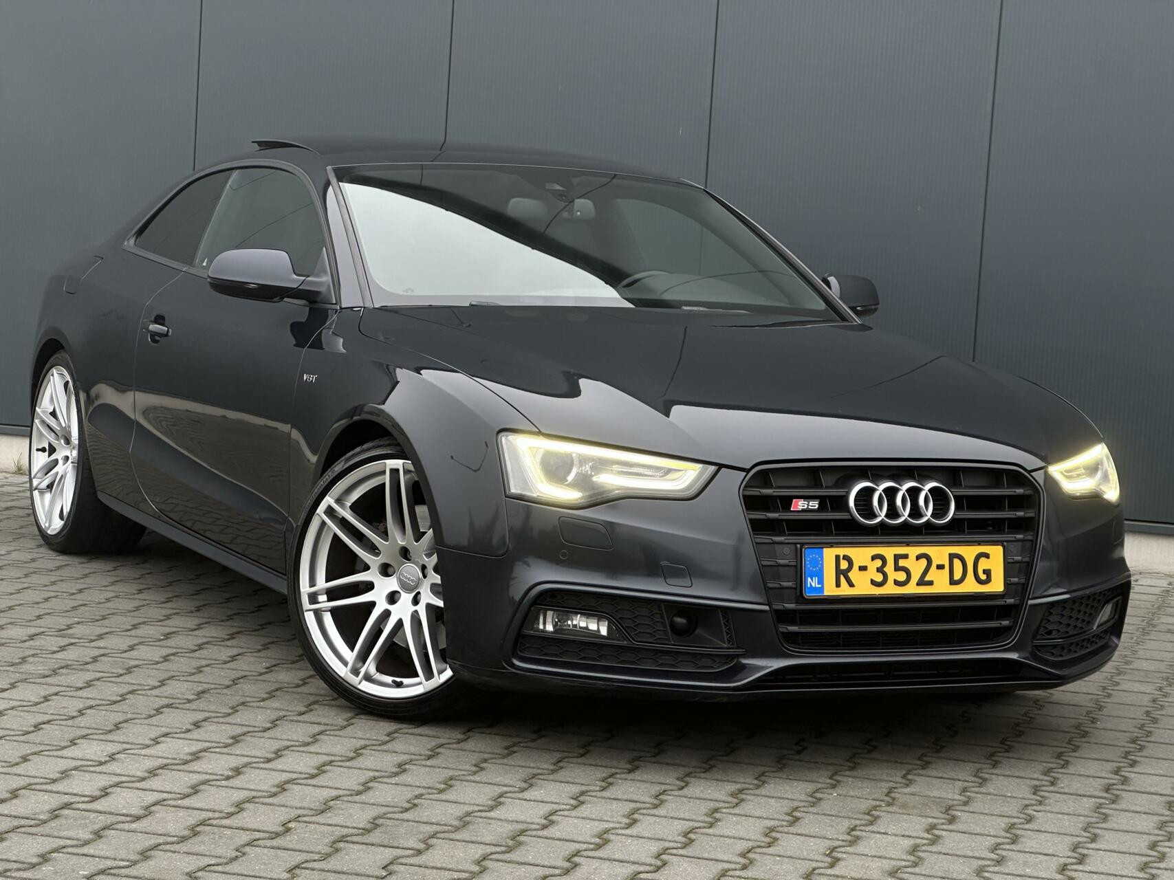 Hoofdafbeelding Audi S5