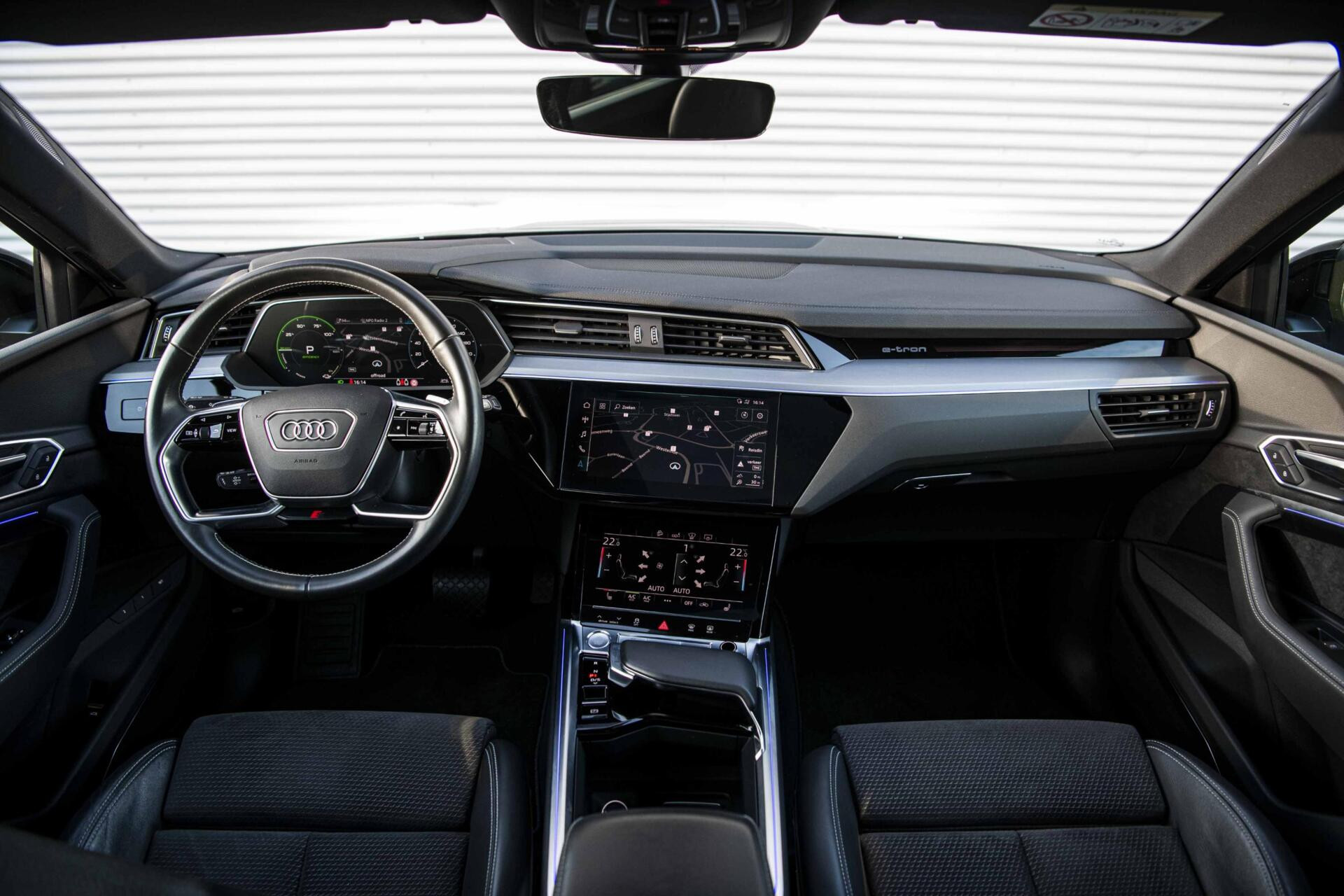 Hoofdafbeelding Audi e-tron