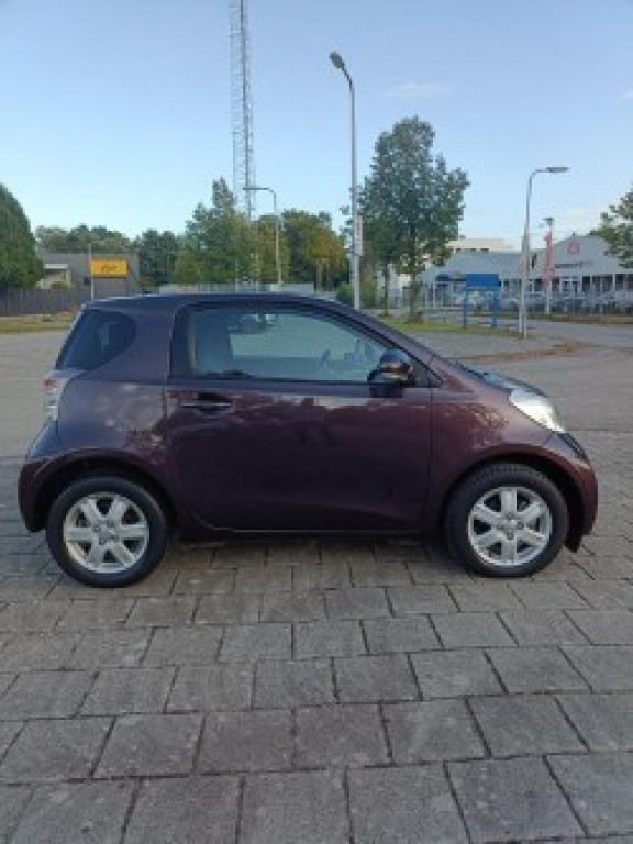 Hoofdafbeelding Toyota iQ