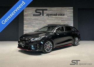 Hoofdafbeelding Kia ProCeed Kia ProCeed 1.6 T-GDI GT|Pano|Virtual Cockpit|Trekhaak