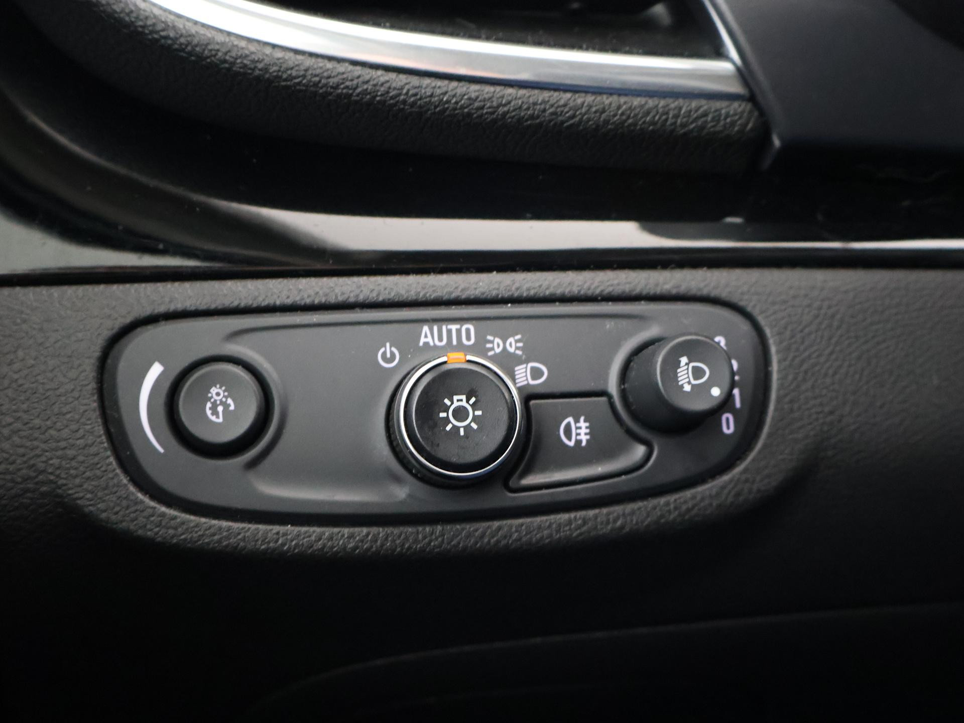 Hoofdafbeelding Opel Mokka X