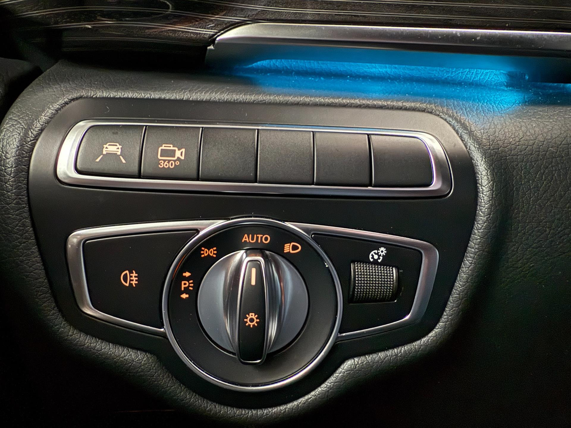 Hoofdafbeelding Mercedes-Benz EQV