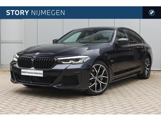 BMW 5 Serie 530e High Executive M Sport Automaat / Trekhaak  / Sportstoelen / Achteruitrijcamera / Active Cruise Control / Stuurverwarming / Live Cockpit Professional