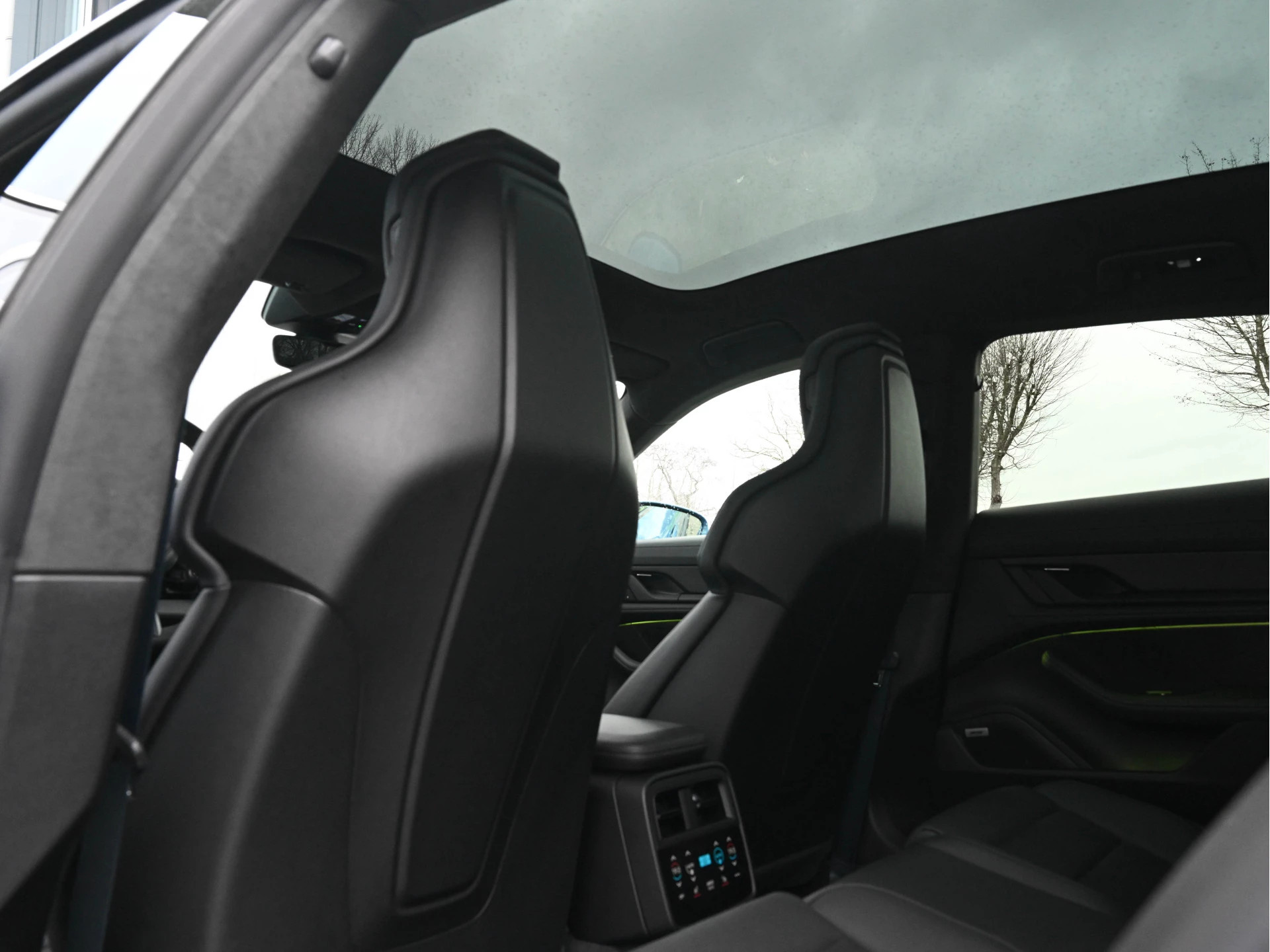 Hoofdafbeelding Porsche Taycan