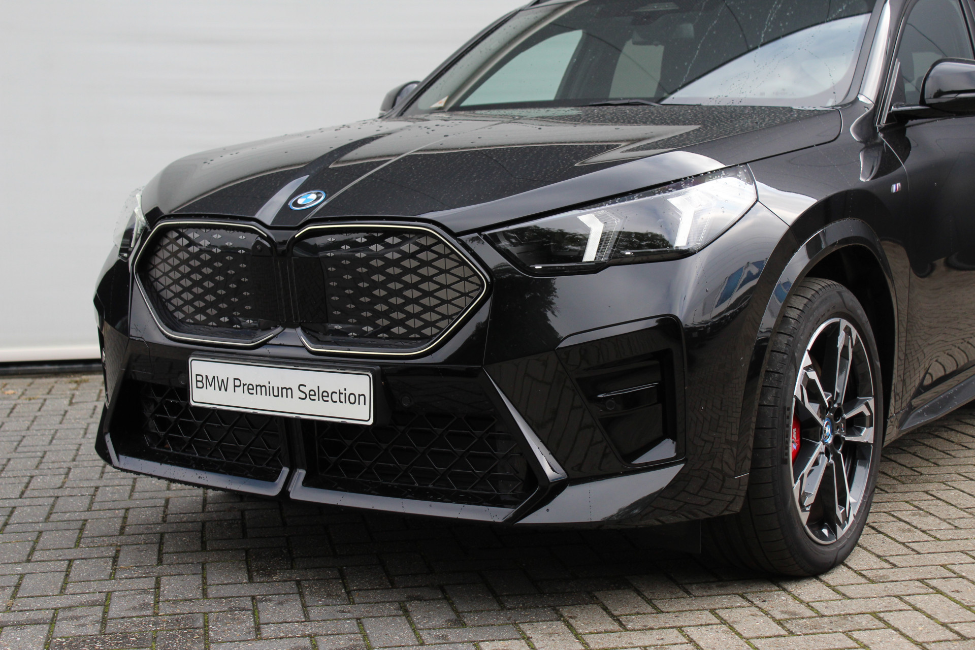 Hoofdafbeelding BMW iX2