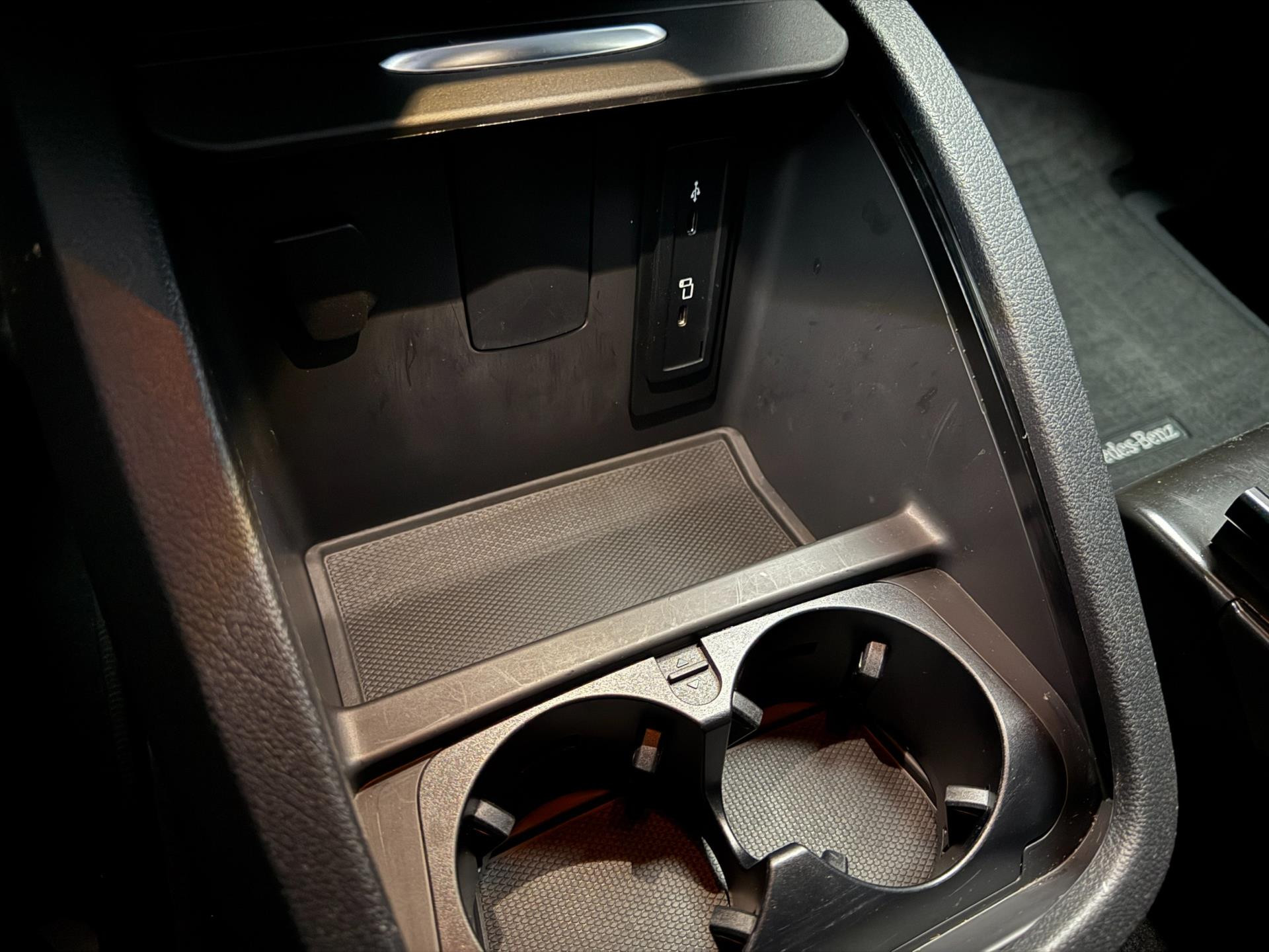 Hoofdafbeelding Mercedes-Benz EQV