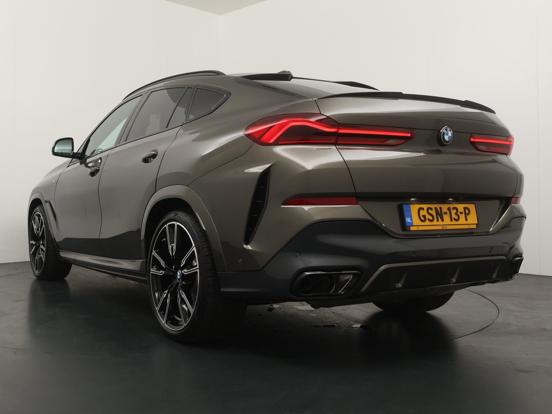 Hoofdafbeelding BMW X6