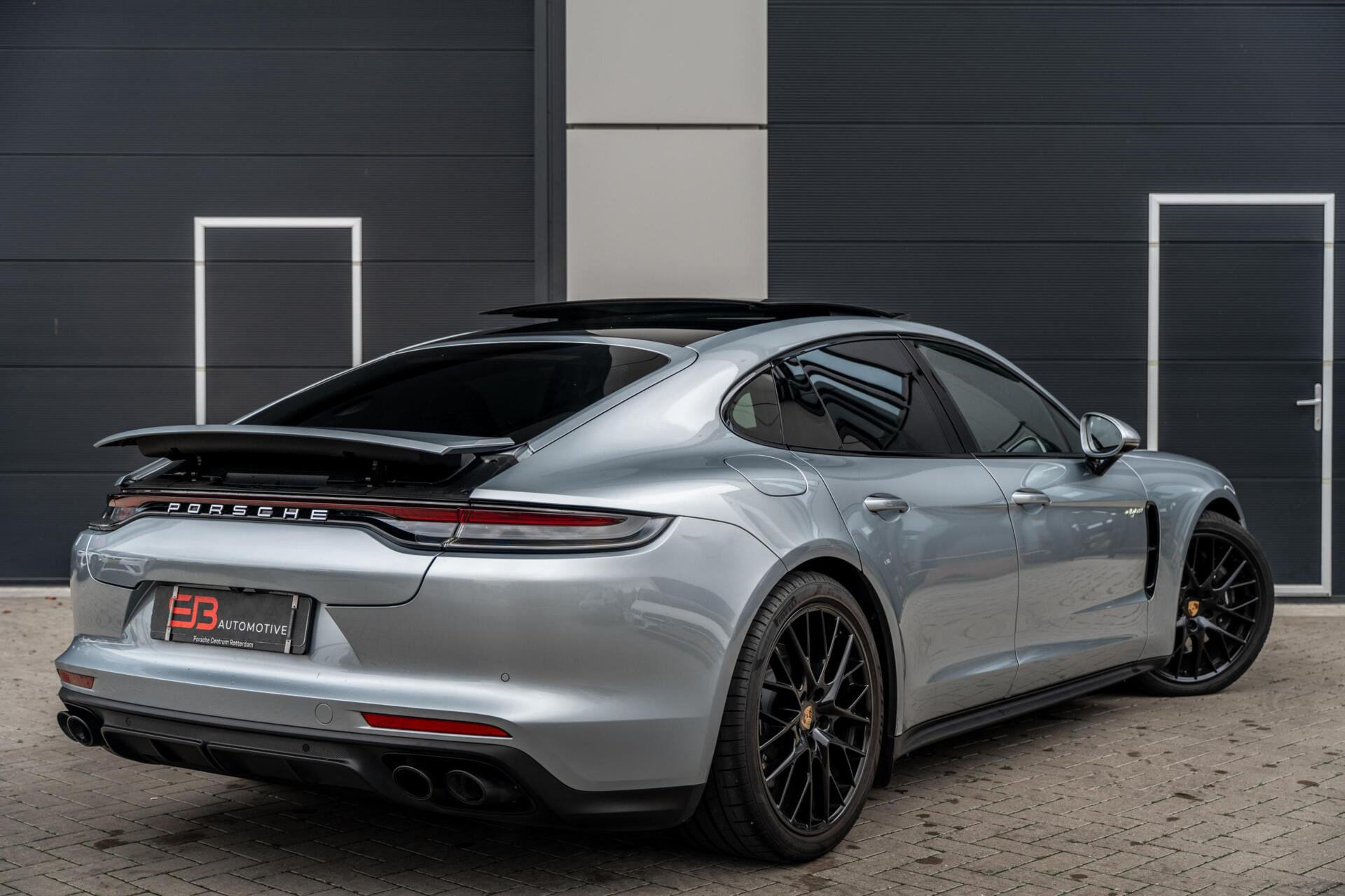 Hoofdafbeelding Porsche Panamera