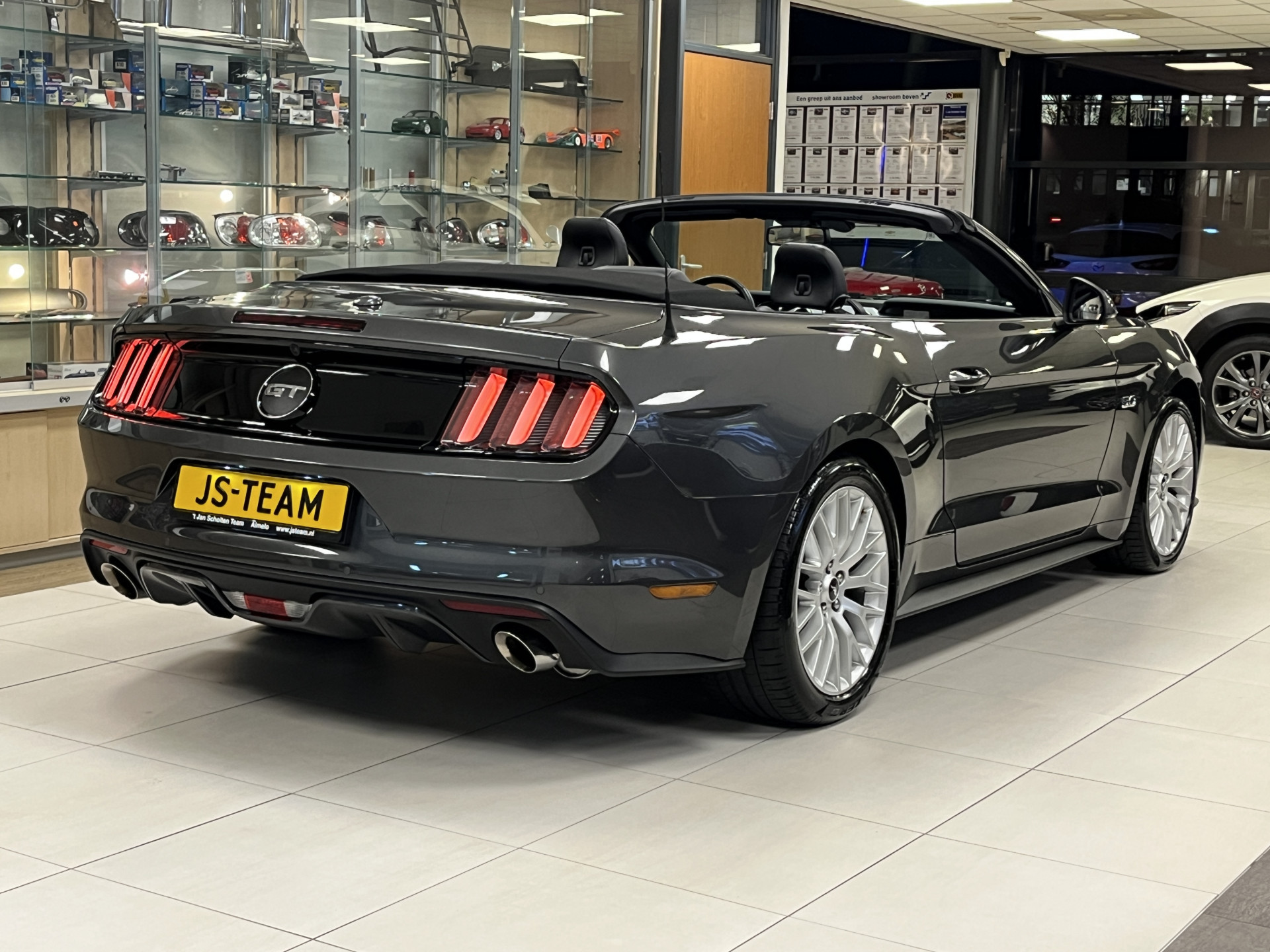 Hoofdafbeelding Ford Mustang