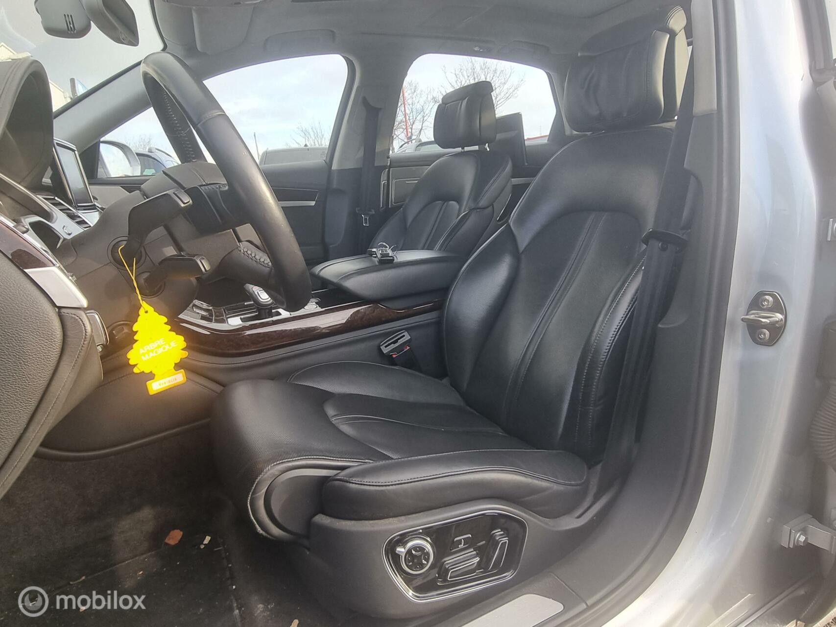 Hoofdafbeelding Audi A8