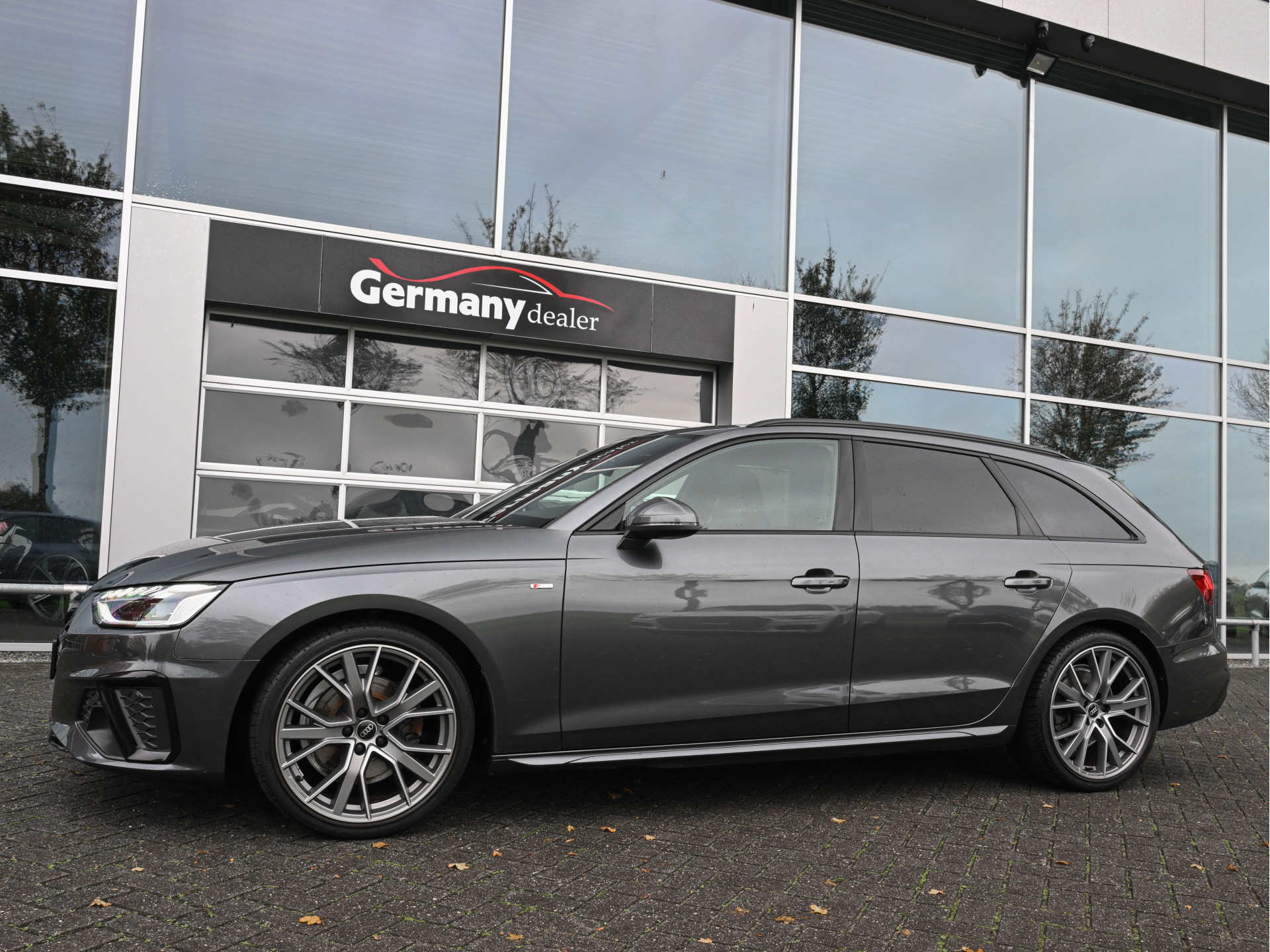 Hoofdafbeelding Audi A4