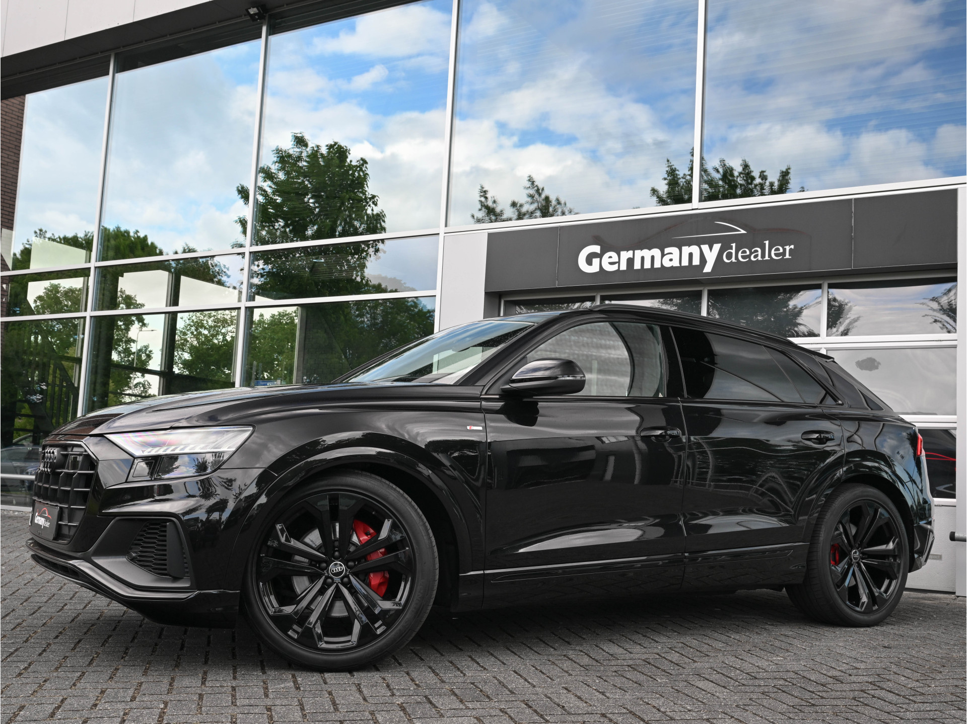 Hoofdafbeelding Audi Q8