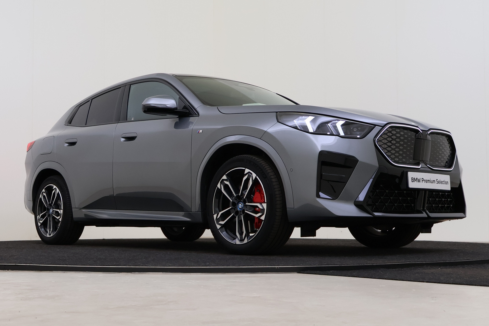 Hoofdafbeelding BMW iX2