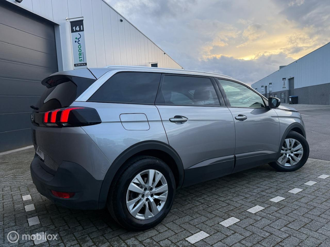 Hoofdafbeelding Peugeot 5008
