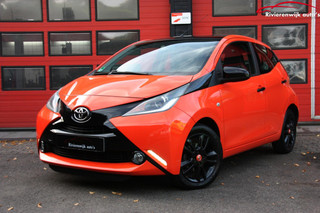 Toyota Aygo 1.0 VVT-i x-clusiv Airco,Two-Tone,Camera,Cruise