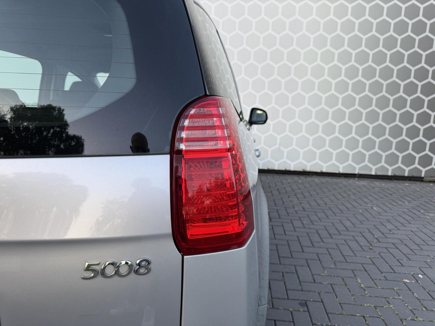 Hoofdafbeelding Peugeot 5008